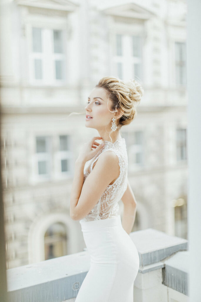 Glamouröse Hochzeit in Wien 9 magnolias on silk vienna bride