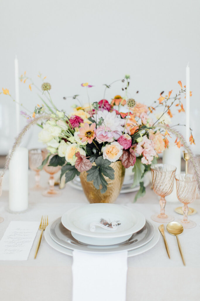 Verträumte Hochzeitsinspiration mit Schmetterlingen in einer Orangerie 5 hochzeitsinspiration sommer schmetterlinge 1