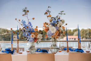 Table of the month October 2023 Magnolias on Silk Milles Fleurs ©DianaFrohmueller 064 Start image