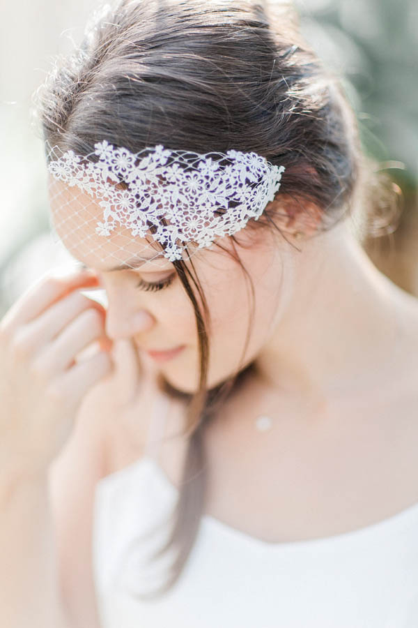 Floral hair piece with lace