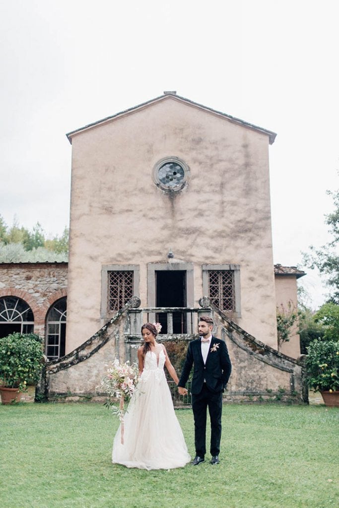 Villa Catureglio Tuscany Wedding Couple