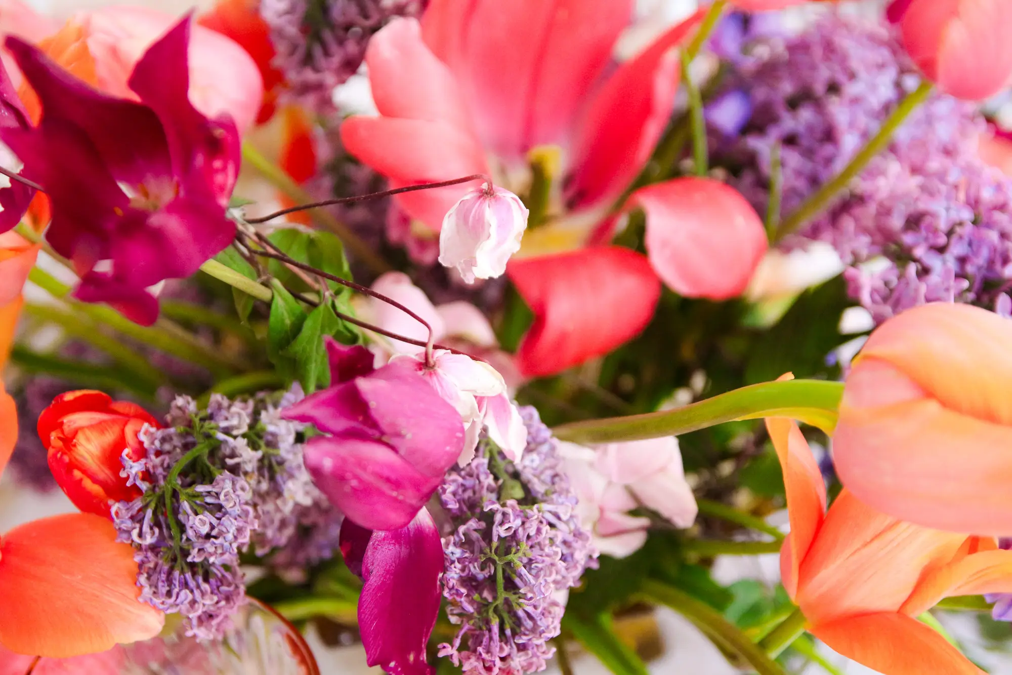 table-of-the-month-sunset-serenade-details-flowers-02 table of the month sunset serenade details flowers 02