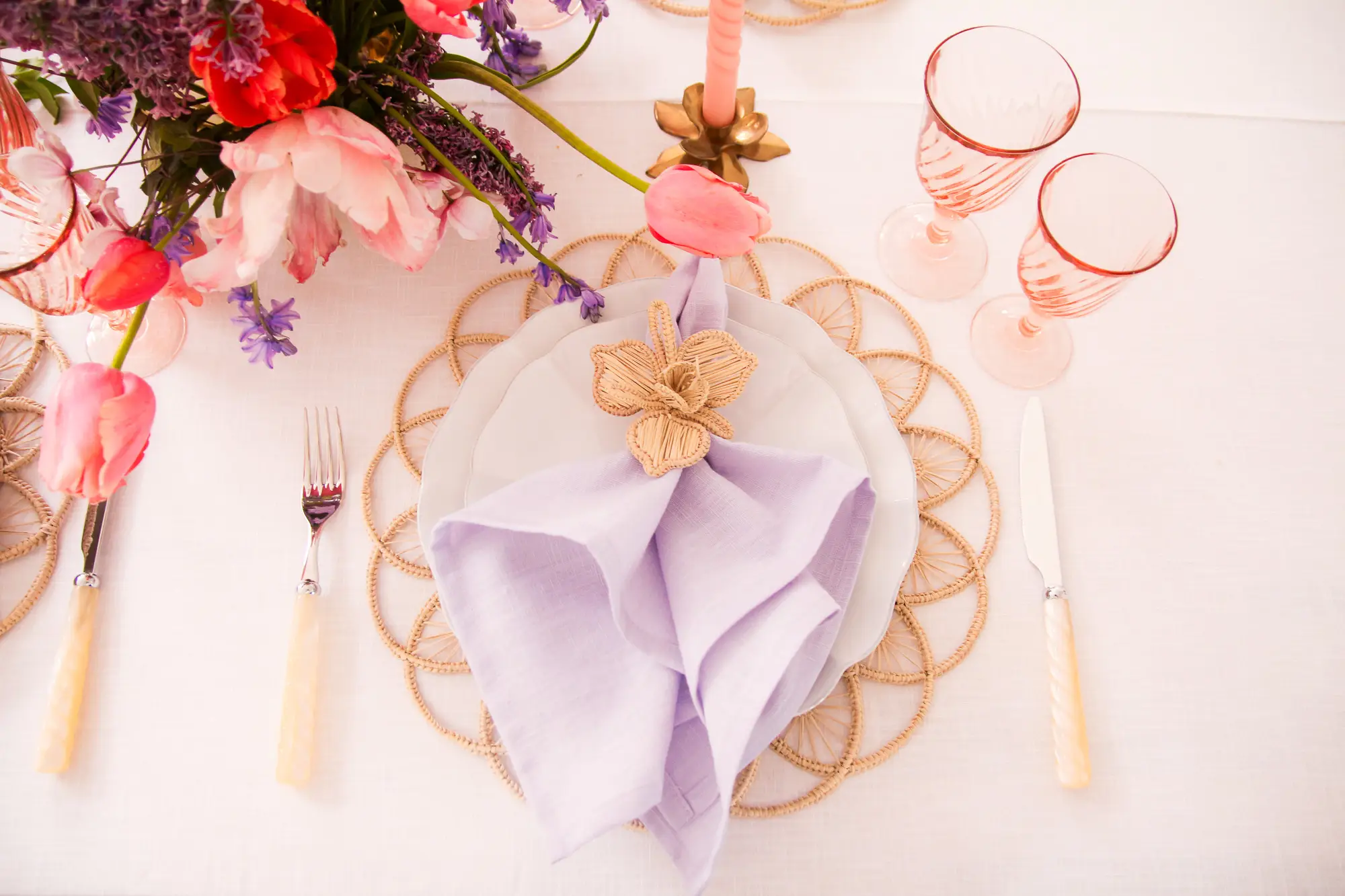 table-of-the-month-sunset-serenade-dishes-alentejo-cutlery-vito-01 table of the month sunset serenade crockery alentejo cutlery vito 01