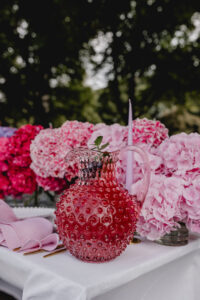 table decoration with hydrangeas 02