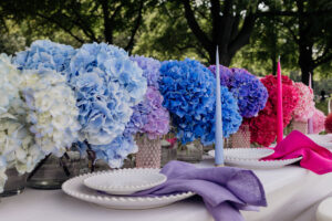 table decoration with hydrangeas 10