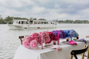 table decoration with hydrangeas 16
