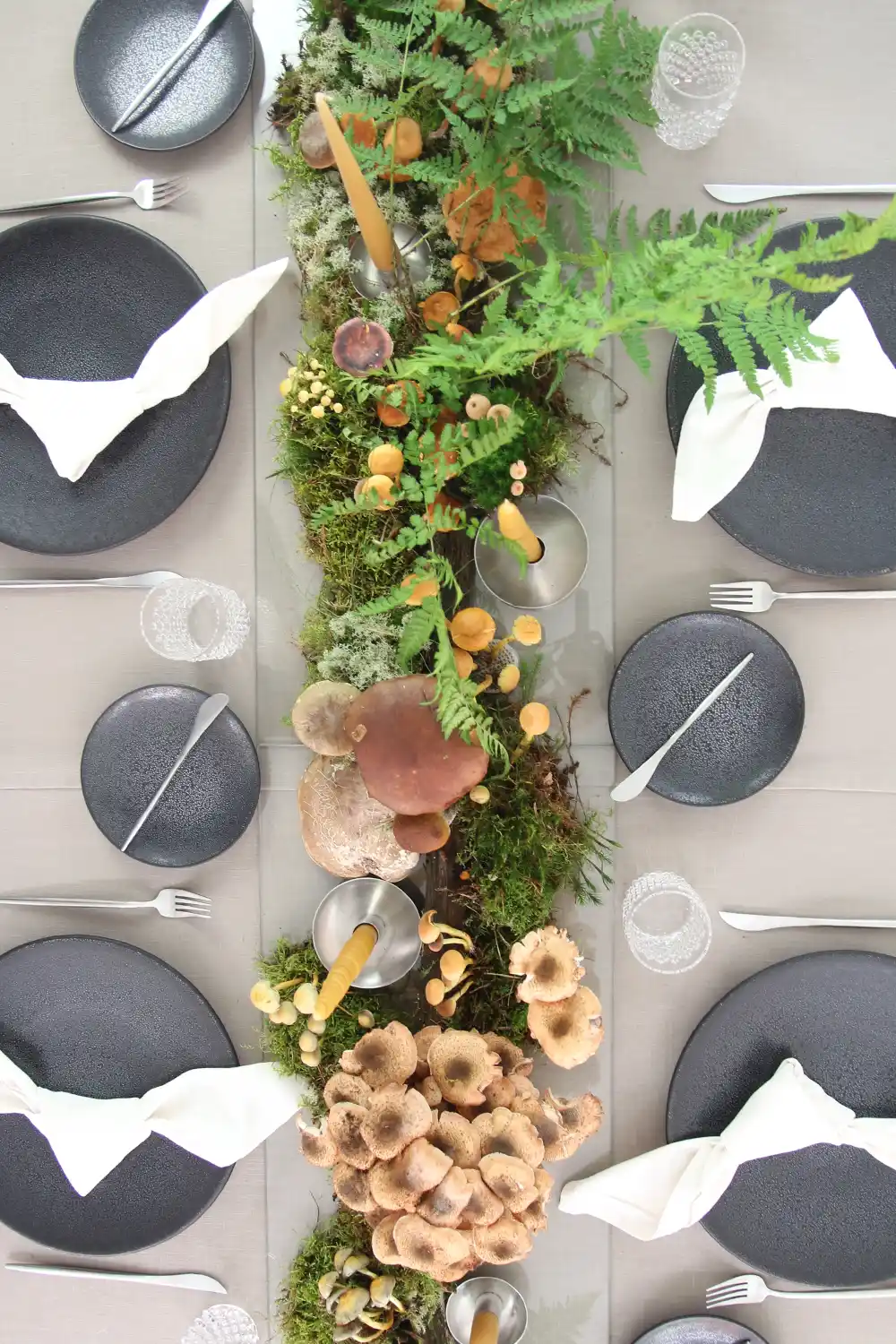 magnolias-on-silk-table-of-the-month-woodlands-forest-mushrooms-autumn-inspiration-1000x1500px-3 magnolias on silk table of the month woodlands forest mushrooms autumn inspiration 1000x1500px 3