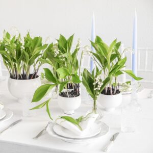 magnolias on silk tisch dekoration maigloeckchen lily of the valley gruen minimalism fruehling inspiration 146 2