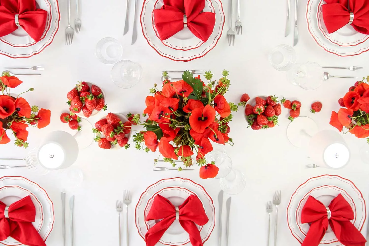 magnolias on silk table of the month june poppy strawberry red white table inspiration 113